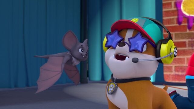 File:Party Bats 30.jpg