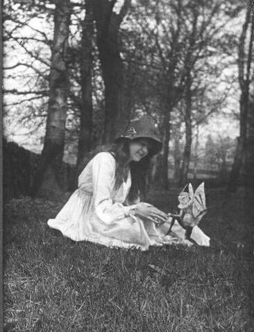 File:CottingleyFairies2.jpg