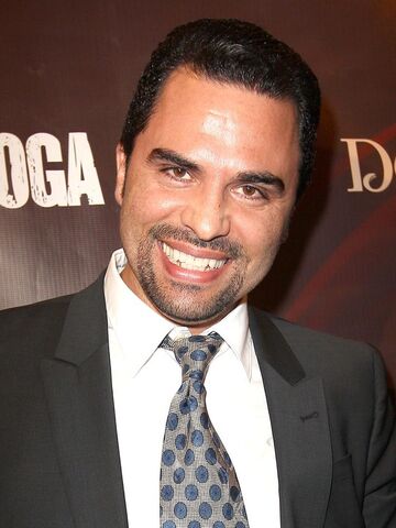 File:MannyPerez.jpg