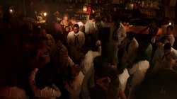 3x01 - Underground nightclub