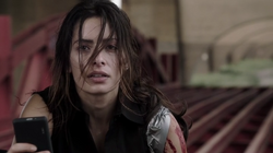 3x05 - Shaw wounded