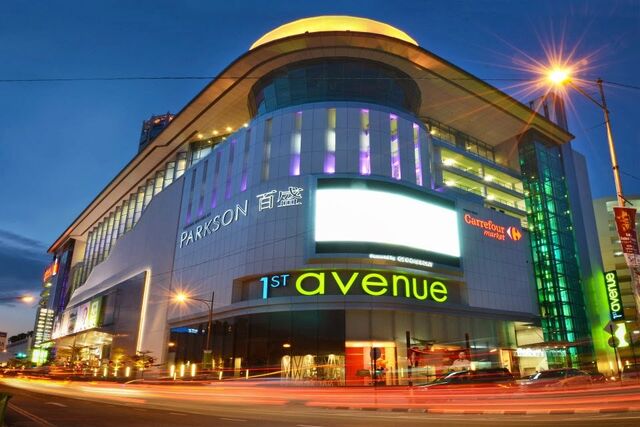 File:1st. Avenue Mall (night), George Town, Penang.jpg