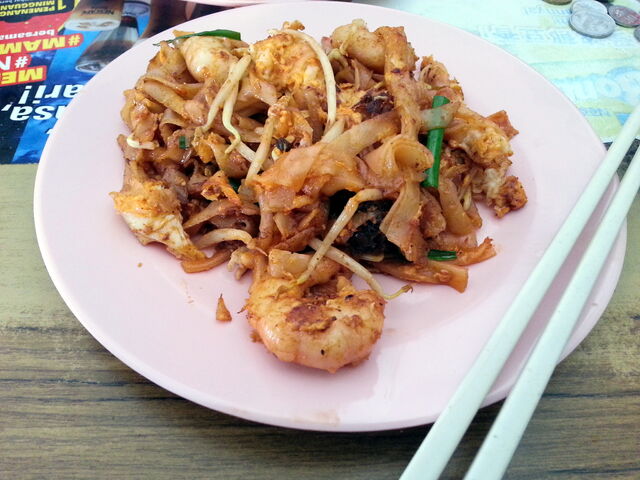 File:Penang char kuey teow.jpg
