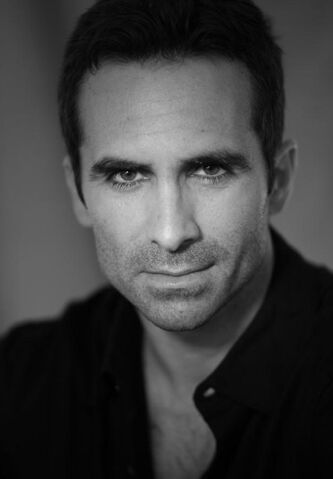File:Nestor Carbonell.jpg