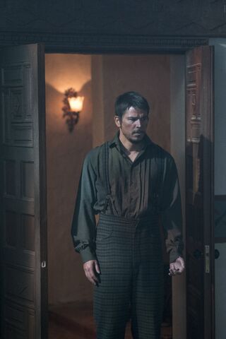 File:Chandler still from ep05,S03.jpg