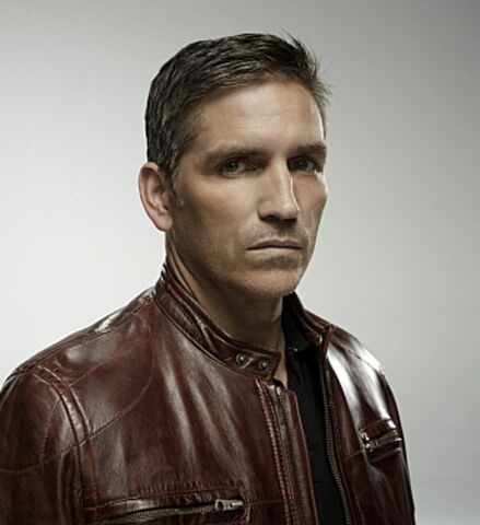 Archivo:Cast-Promotional-Photo-Jim-Caviezel-john-reese-26956915-1000-752.jpg