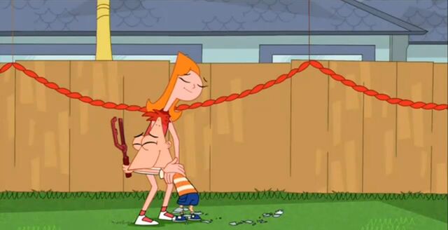 File:Phineas and Candace hugging.jpg