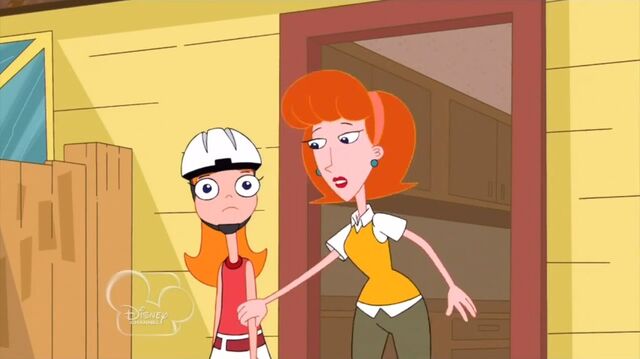File:WCIM -Linda grabs Candace.jpg