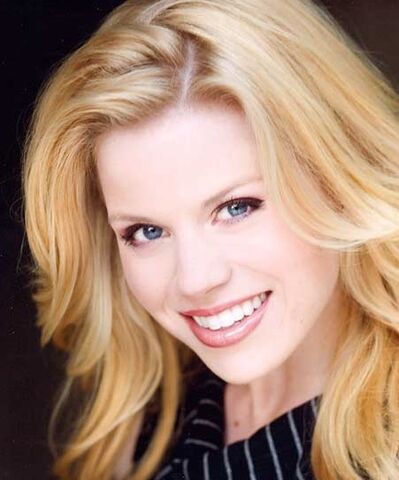 File:Megan hilty.jpg