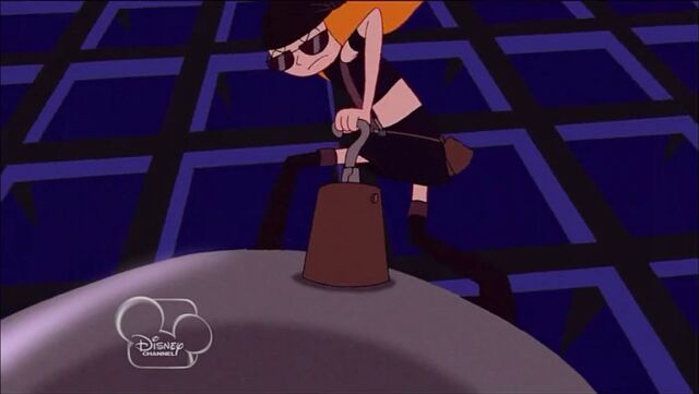 File:Candace-2 Attaches Hook.jpg