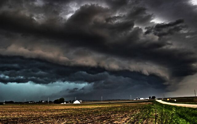 File:Storm Cloud.jpg