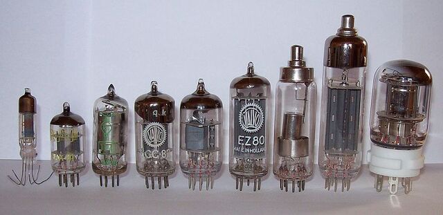 File:Diodes.jpg