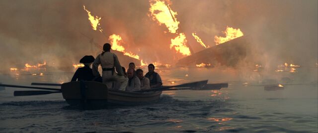 File:DauntlessCrewInLongboat.jpg