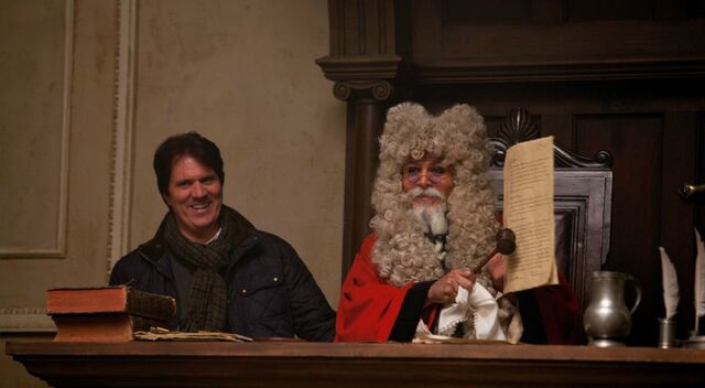 File:RobandJohnnyCourtroomSet.jpg