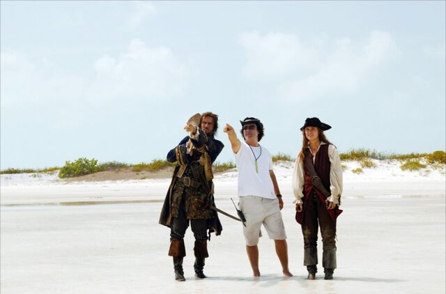 File:GoreJDKKOnSet.jpg
