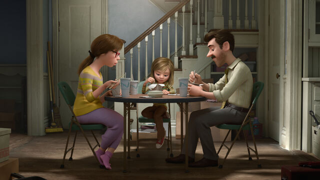 File:Inside-Out-Trailer-Pull-RGB-d335 1cs.pub16.264.jpg