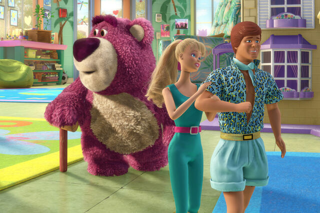 File:Ken and Barbie 2.jpg
