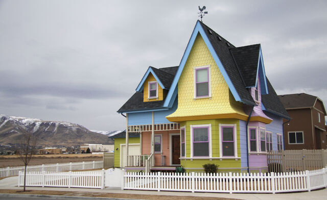 File:Uphouse.jpg