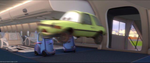 File:Cars2-disneyscreencaps.com-5372.jpg