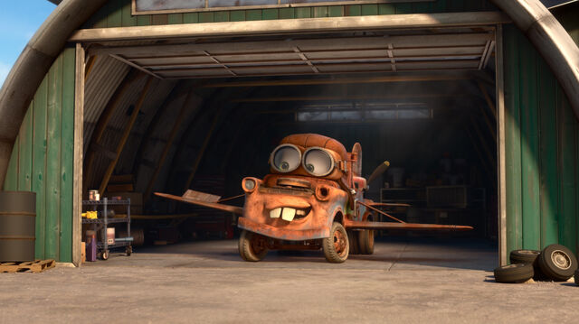 File:Air mater hanger.jpg