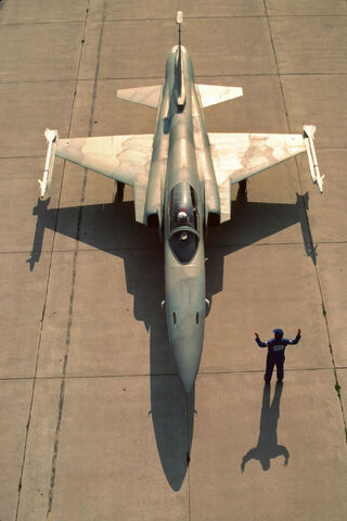 File:F-20 04.jpg