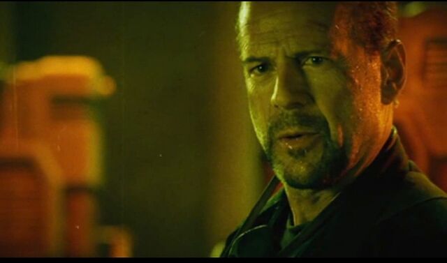 File:Bruce as Muldoon.jpg
