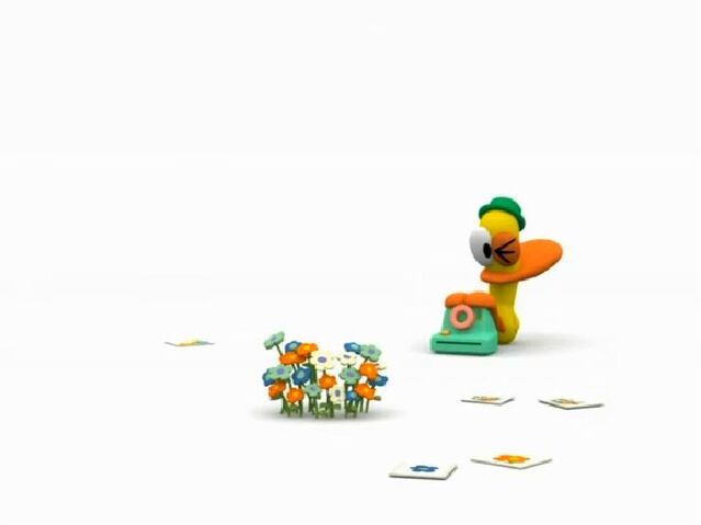 File:Pocoyo 2x40 Pato fotografo15.jpg