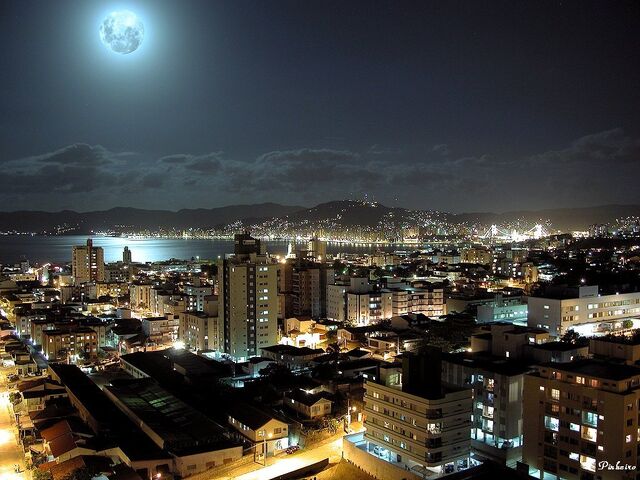 File:Lisboa luz.jpg