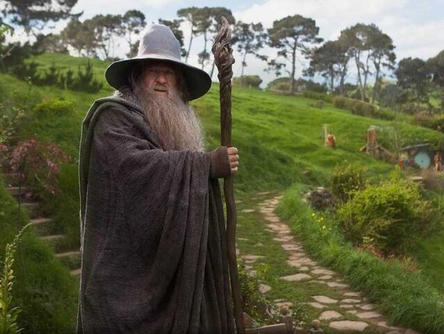 File:Gandalf-the-hobbit.jpg