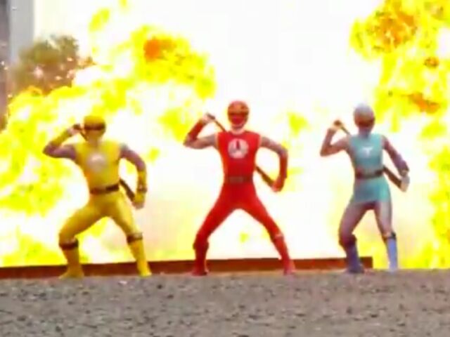 File:Hurricaneger in Akibaranger.jpg