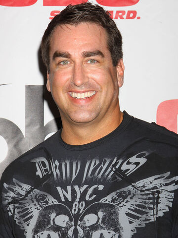 File:Rob-riggle.jpg