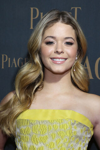 Archivo:Sasha-pieterse-beauty.jpg
