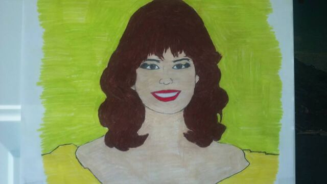 File:Hollyportrait.jpg