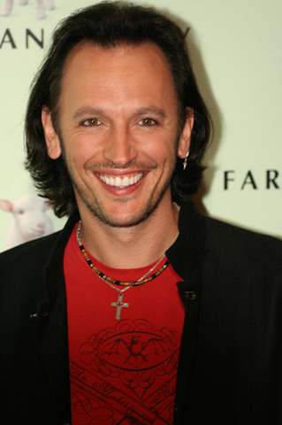File:Steve Valentine.png
