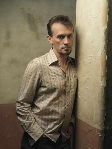 File:Normal robert 04.r.jpg