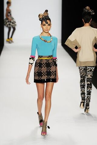 File:Mondo runway show 1.jpg