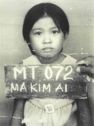 File:Vietnamkrieg Bootsflüchtling 1980.jpg