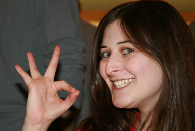 File:Ok-gesture.jpg