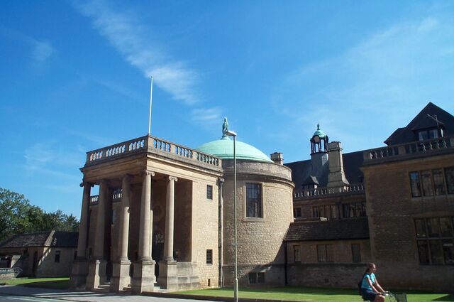 File:RhodesHouseOxford20040909 CopyrightKaihsuTai.jpg