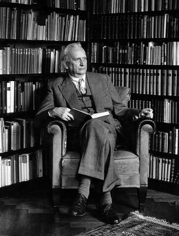 File:KarlJaspers.jpg