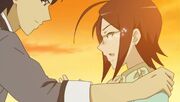 Jun hold kyoko