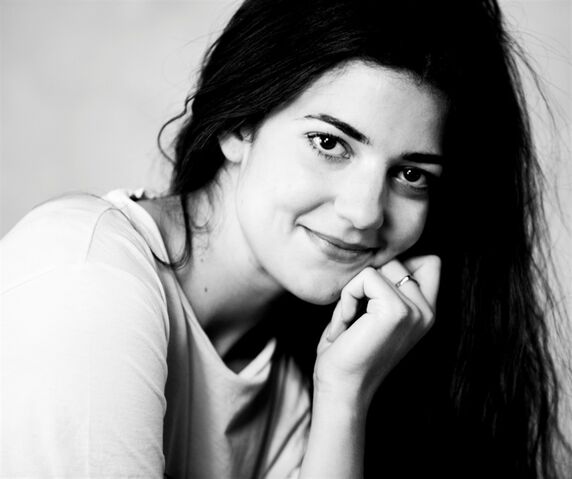 File:Esther Garrel4.jpg