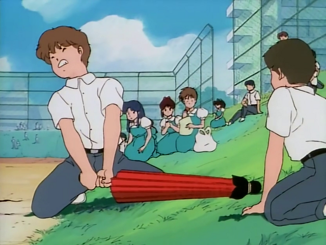 Archivo:Levantando Sombrilla.png