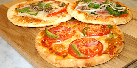 File:Ameron’s Peta Pizza.jpg