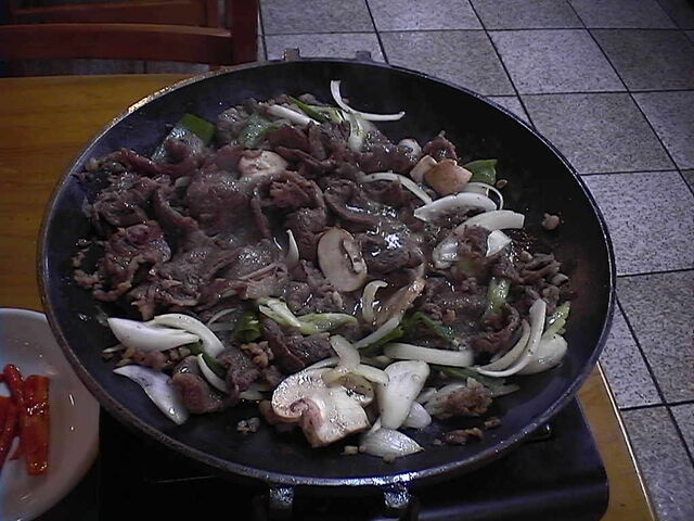 File:Bulgogi.jpg