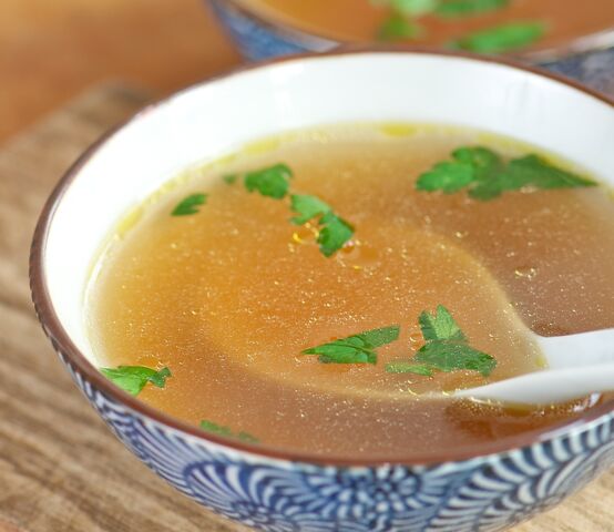 File:Vegetable-broth-1-of-1-1.jpg