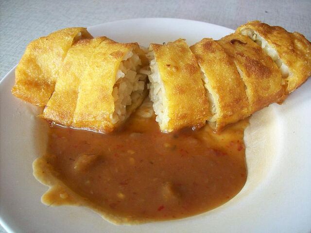 File:Tip-top+Lumpia-7333.jpg