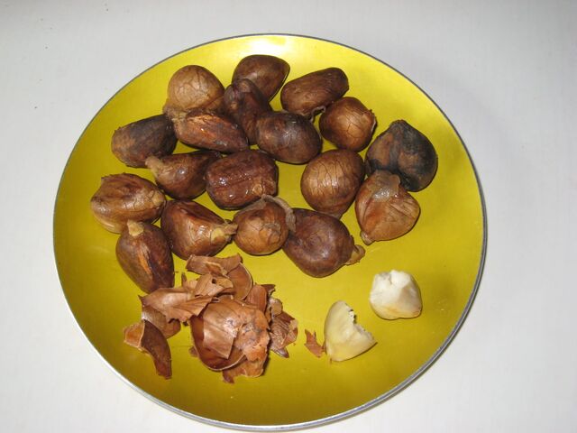 File:Breadnuts.jpg