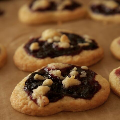 File:Cherry Cookies Cropped.jpg
