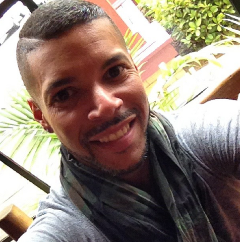 File:WilsonCruz-41.png